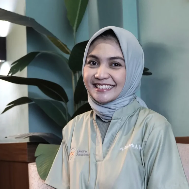 3 Ratna Nurlia Alfiandini, drg., Sp.Ort - DX Dental Aesthetic